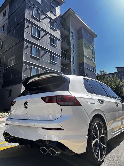 Long-lasting gloss and protection from a ceramic coating, Kelowna BC
