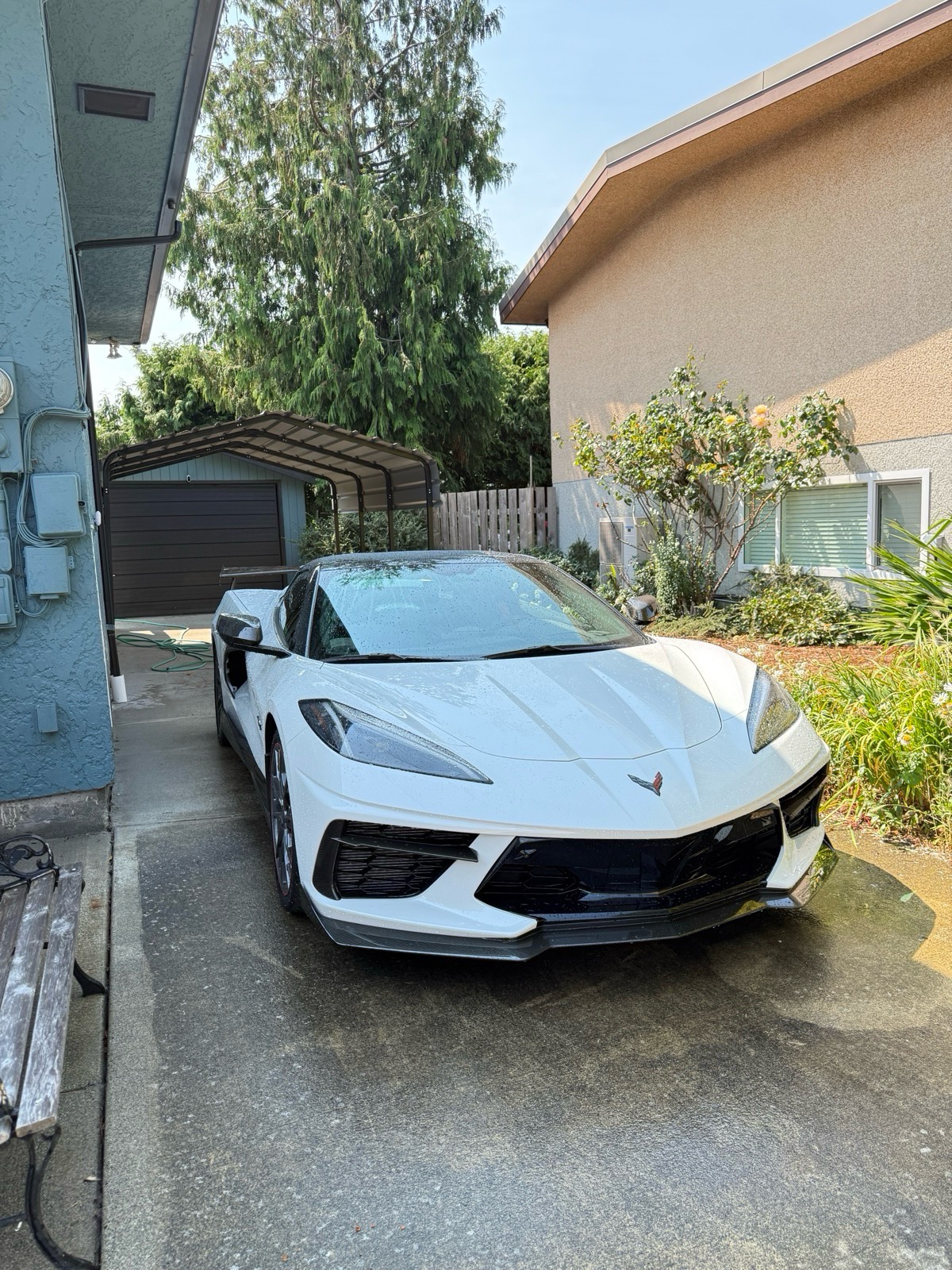 White Corvette C8 freshly washed by Raine & Shine mobile detailing in Kelowna, BC